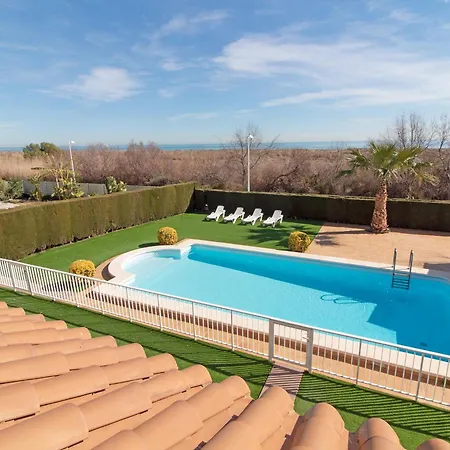 Global Properties, En Primera Linea De Playa Con Piscina Privada